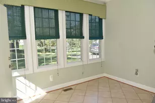 12511 Rochester Dr, Fairfax, VA 22030 - Photo 40