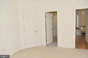 12511 Rochester Dr, Fairfax, VA 22030 - Photo 50