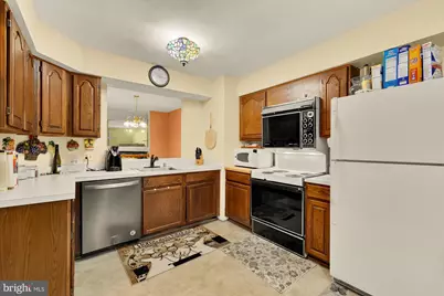 14121 Starbird Court, Centreville, VA 20121 - Photo 4