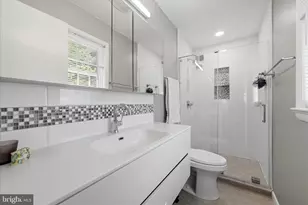 312 Broadleaf, Vienna, VA 22180 - Photo 20