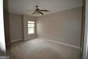 13058 Autumn Woods Way, Fairfax, VA 22033 - Photo 4