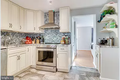 9024 Piney Grove Drive, Fairfax, VA 22031 - Photo 18
