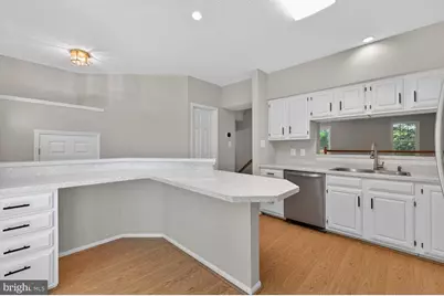 14113 Winding Ridge Lane, Centreville, VA 20121 - Photo 2