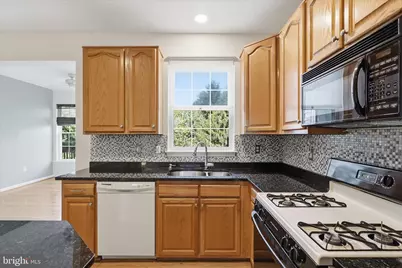 4648 Deerwatch Drive, Chantilly, VA 20151 - Photo 10