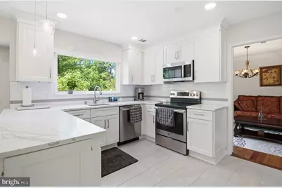 1509 Farsta Court, Reston, VA 20190 - Photo 4