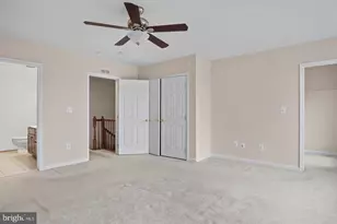 4610 Battenburg Ln, Fairfax, VA 22030 - Photo 8