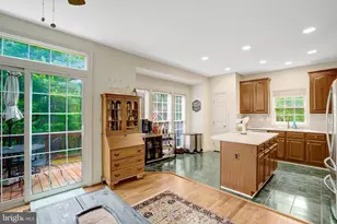 6449 Katherine Ann Ln, Springfield, VA 22150 - Photo 10