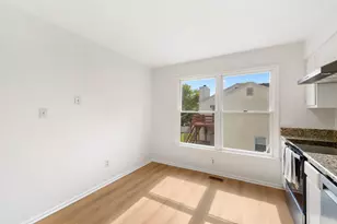 14516 Oak Cluster Dr, Centreville, VA 20120 - Photo 12