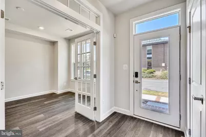 103 Pleasant Street NW, Vienna, VA 22180 - Photo 4