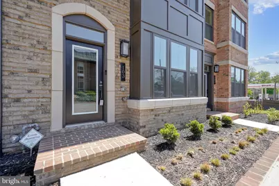 103 Pleasant Street NW, Vienna, VA 22180 - Photo 2