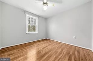 10058 Chestnut Wood Ln, Burke, VA 22015 - Photo 18