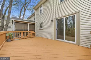 10058 Chestnut Wood Ln, Burke, VA 22015 - Photo 40