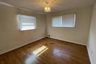 909 Cottage St SW, Vienna, VA 22180 - Photo 14