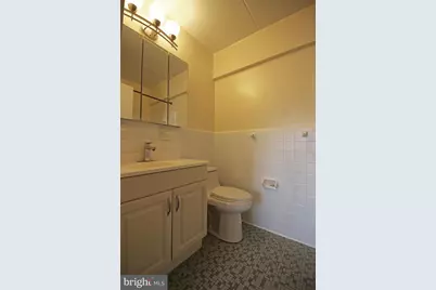 200 Locust Street SE #405, Vienna, VA 22180 - Photo 16