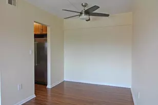 200 Locust St SE, Vienna, VA 22180 - Photo 4