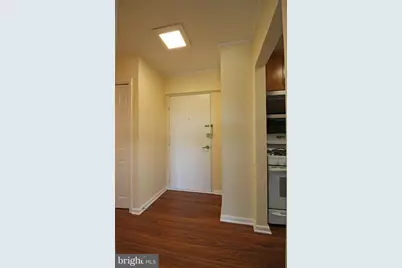 200 Locust Street SE #405, Vienna, VA 22180 - Photo 26