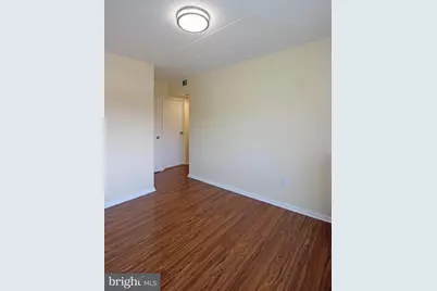 200 Locust Street SE #405, Vienna, VA 22180 - Photo 20
