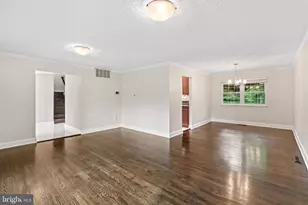 1901 Buckthorn Ln, Reston, VA 20191 - Photo 10