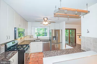 6466 Oakwood Drive, Falls Church, VA 22041 - Photo 14