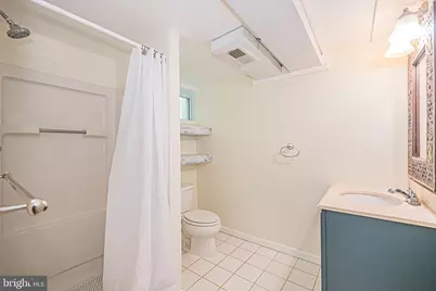 6466 Oakwood Drive, Falls Church, VA 22041 - Photo 32