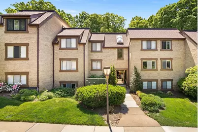 1668 Parkcrest Circle #100, Reston, VA 20190 - Photo 1