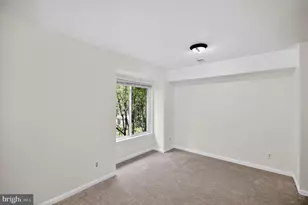 12202 Fort Buffalo Cir, Fairfax, VA 22033 - Photo 14