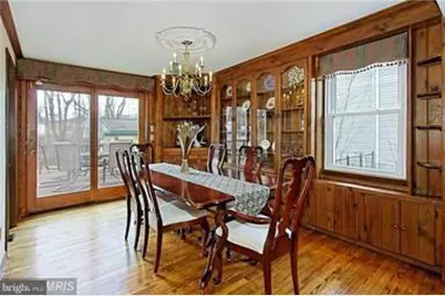 7303 Wayne Drive, Annandale, VA 22003 - Photo 6