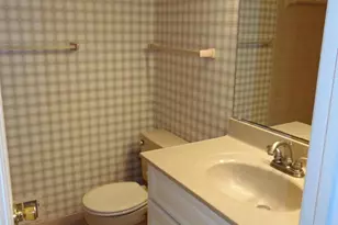 4901 Asquith Ct, Fairfax, VA 22032 - Photo 6