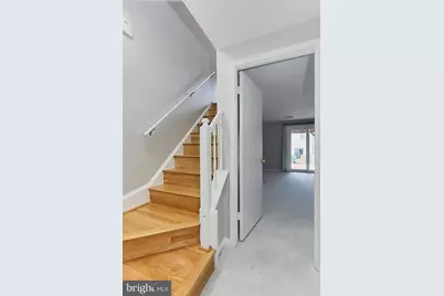 11931 Redtree Way, Reston, VA 20194 - Photo 32