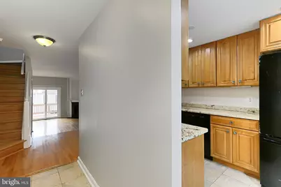 11931 Redtree Way, Reston, VA 20194 - Photo 4