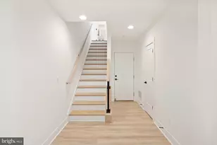 3100 Camber Pl, Falls Church, VA 22042 - Photo 4
