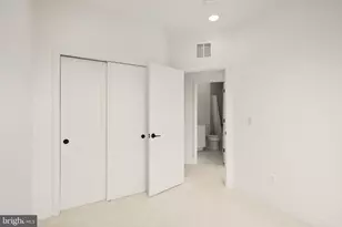 3100 Camber Pl, Falls Church, VA 22042 - Photo 38