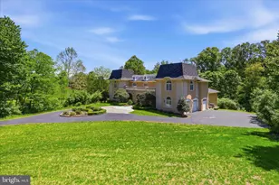 10911 Belgravia Ct, Great Falls, VA 22066 - Photo 10