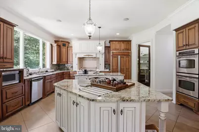 10911 Belgravia Court, Great Falls, VA 22066 - Photo 26
