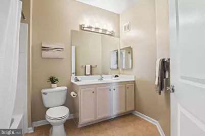 2655 Prosperity Avenue #109, Fairfax, VA 22031 - Photo 16