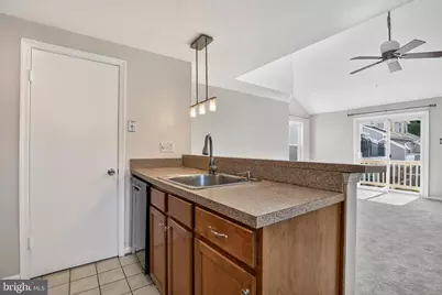4324 Pembrook Village Drive #23, Alexandria, VA 22309 - Photo 8