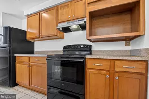 4324 Pembrook Village Dr, Alexandria, VA 22309 - Photo 10