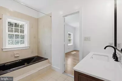 1051 Kelso Road, Great Falls, VA 22066 - Photo 12