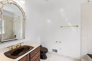 1051 Kelso Rd, Great Falls, VA 22066 - Photo 6