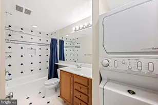 1051 Kelso Rd, Great Falls, VA 22066 - Photo 24