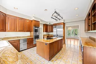 1051 Kelso Rd, Great Falls, VA 22066 - Photo 10