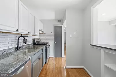 2901 Charing Cross Road #11, Falls Church, VA 22042 - Photo 12
