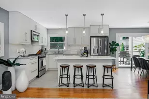 9217 Capricorn Ct, Burke, VA 22015 - Photo 6