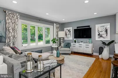 9217 Capricorn Court, Burke, VA 22015 - Photo 4