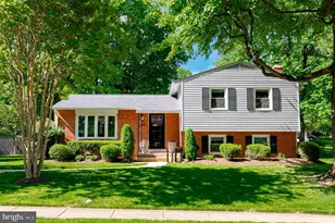 9217 Capricorn Ct, Burke, VA 22015 - Photo 1