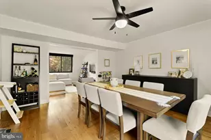11170 Forest Edge Dr, Reston, VA 20190 - Photo 6