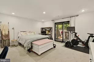 11170 Forest Edge Dr, Reston, VA 20190 - Photo 24