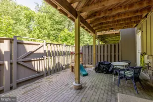 11170 Forest Edge Dr, Reston, VA 20190 - Photo 30