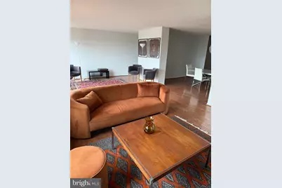 8340 Greensboro Drive #1001, McLean, VA 22102 - Photo 2