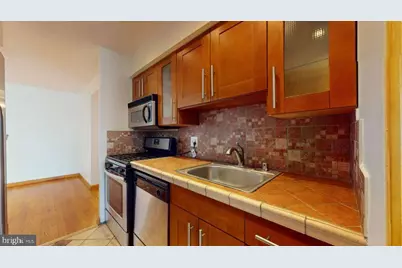 11208 Chestnut Grove Square #210, Reston, VA 20190 - Photo 12